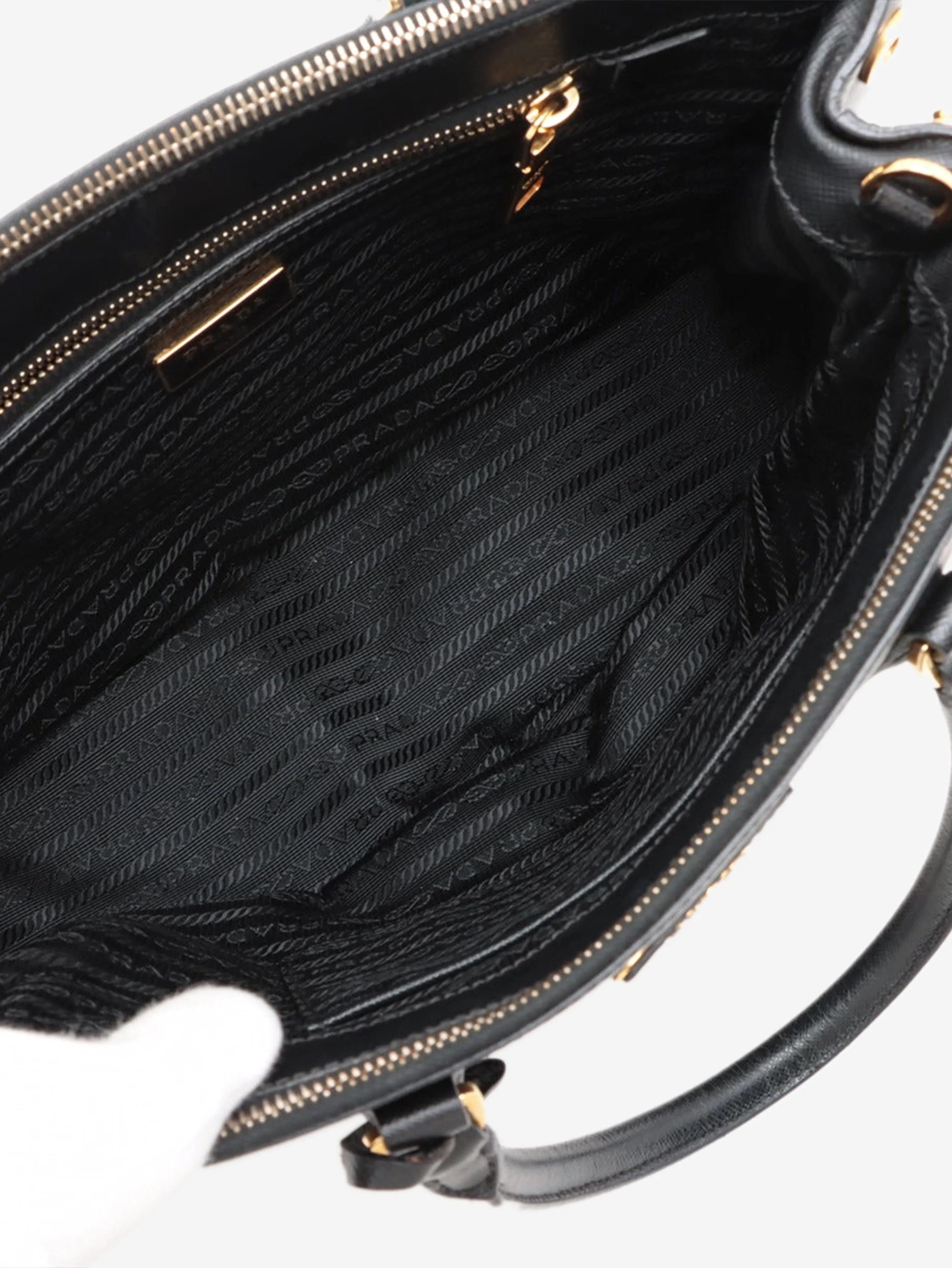 Black Medium Saffiano leather Galleria top handle bag