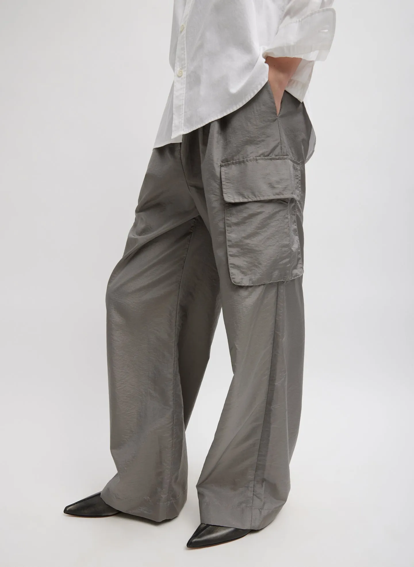 Crispy Nylon Stella Pleated Cargo Pant