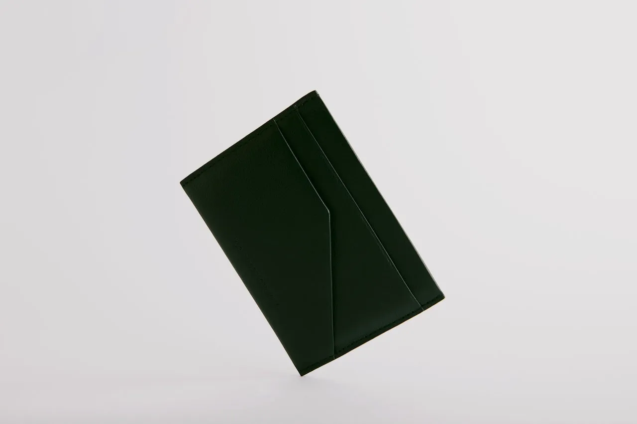 LEATHER CARDHOLDER IN BOTTLE GREEN