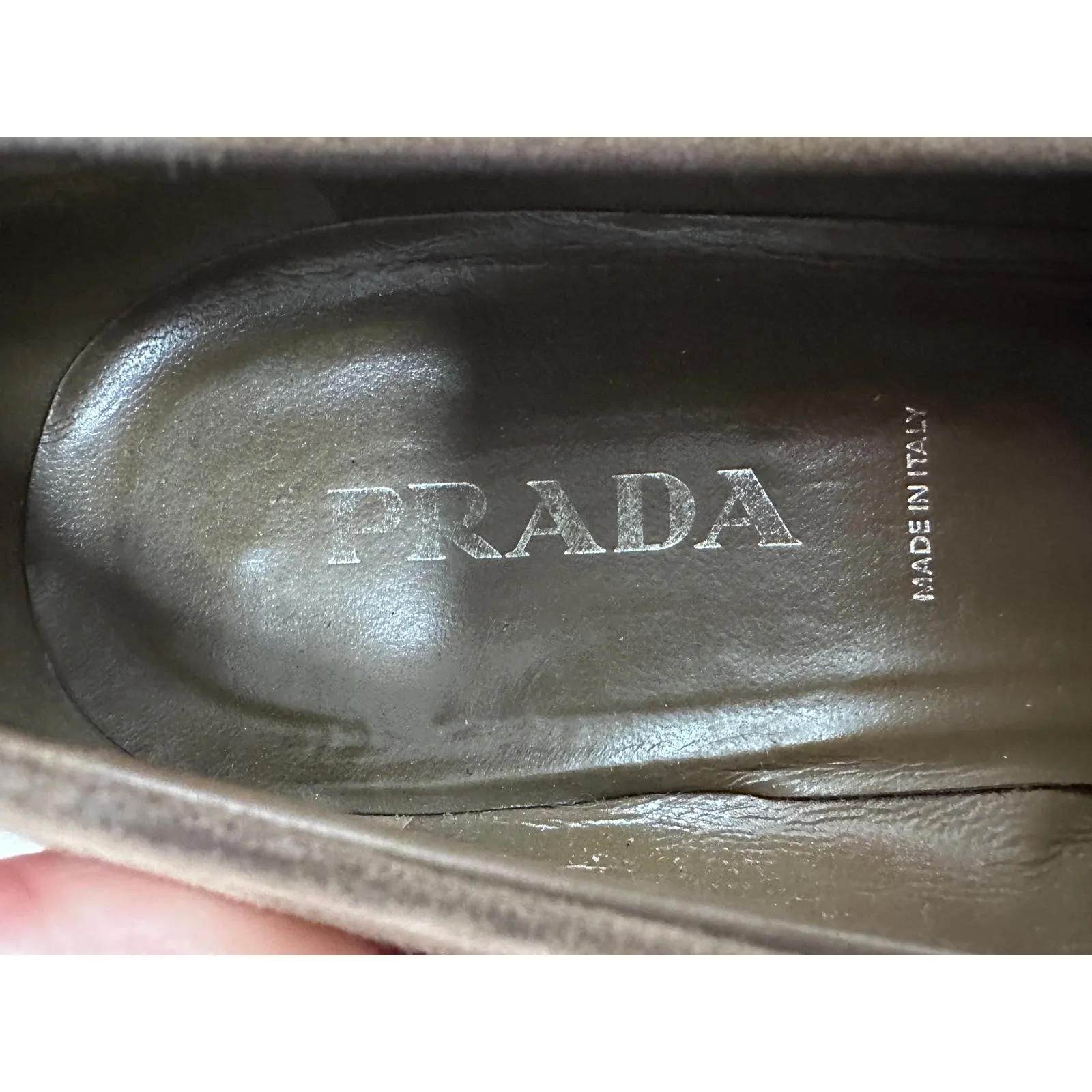 Mob wife aesthetic Prada VTG Camoscio Chic Pumps Fawn Neutral Suede 37.5/7.5